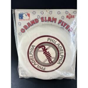 Vintage 1990's Phila., Phillies MLB Russ Berrie & Company Frisbee in Packaging